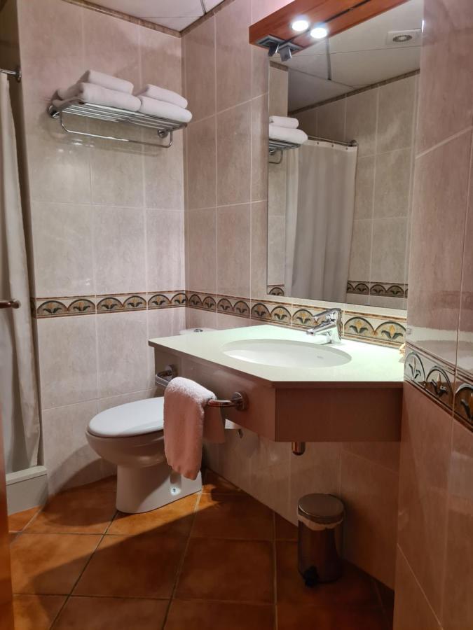 Hotel Ca L'Angel Pinell de Bray Zewnętrze zdjęcie